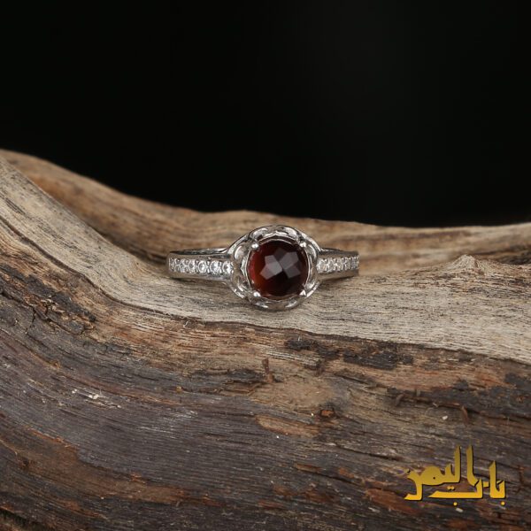 انگشتر زنانه عقیق سرخ