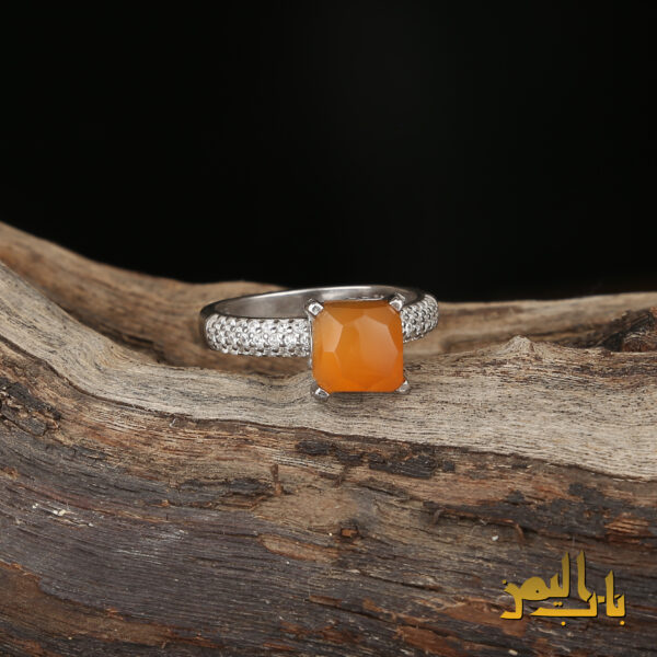 انشگتر زنانه عقیق پرتقالی