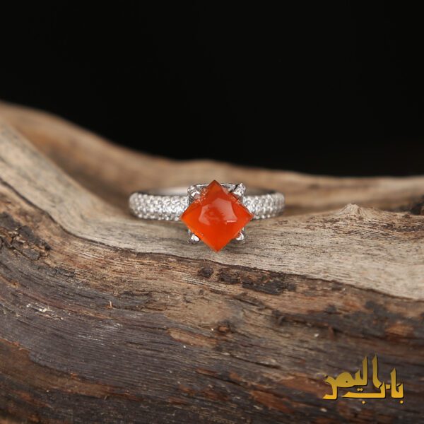 انگشتر زنانه عقیق سرخ