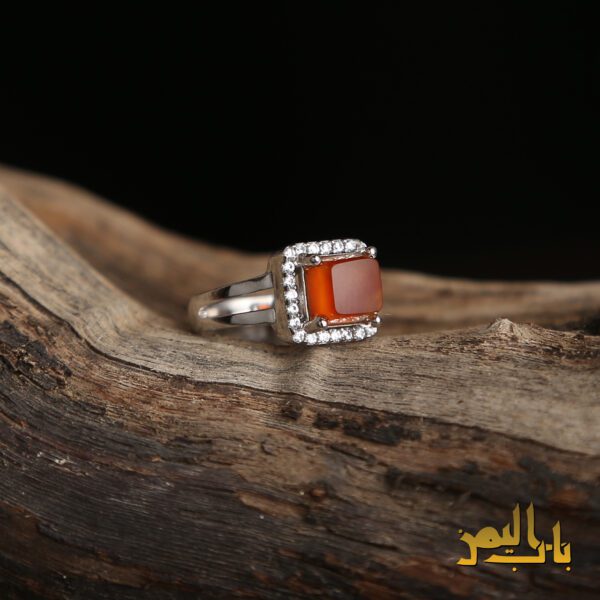 انگشتر زنانه عقیق سرخ